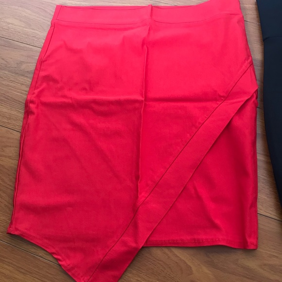 Skirts - Picture 2 of 2